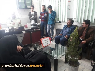 دیدار ریاست؛کارکنان و دانشجویان با فرمانده نیروی انتظامی شهرک ولی عصر همزمان با هفته  نیروی انتظامی 3