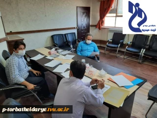 جلسه شورای آموزشی با حضور مدیر گروهان رشته ها و کارشناس آموزشی و رئیس اداره آموزش